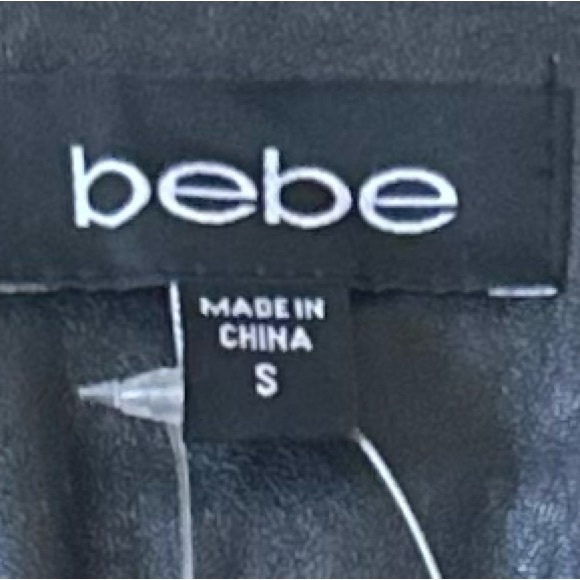 Bebe Black Quilted Faux Leather Mini Skirt Size Small - Picture 8 of 9